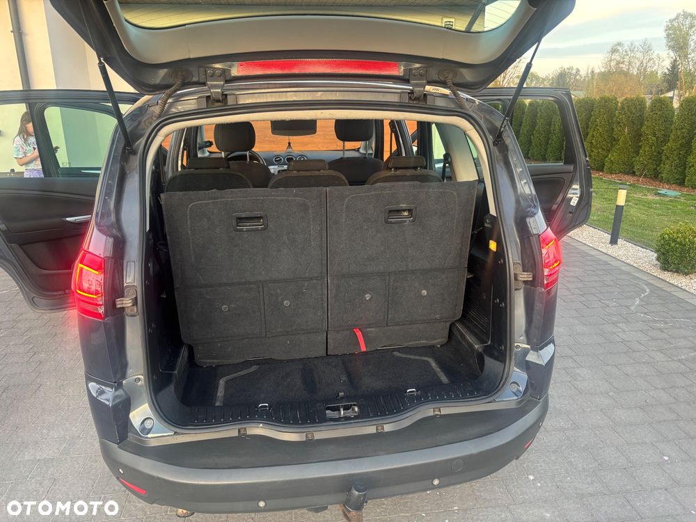 Ford S-Max 2.0 TDCi Trend - 16