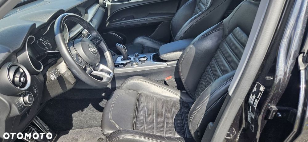 Alfa Romeo Stelvio 2.0 Turbo Veloce Q4 - 20