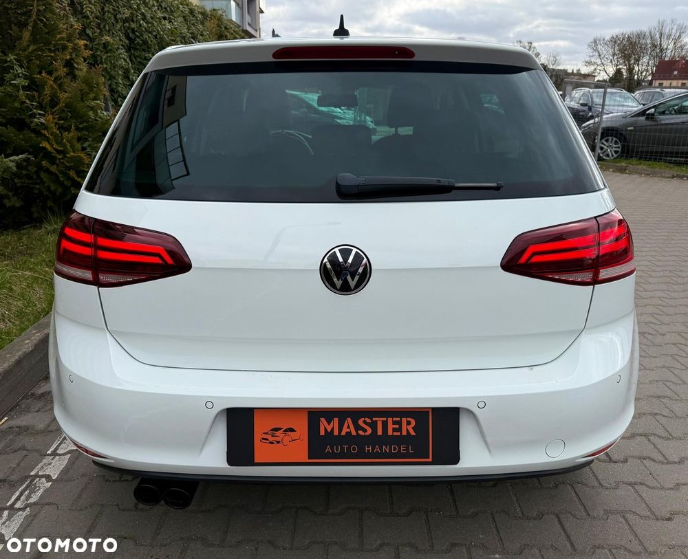 Volkswagen Golf - 13