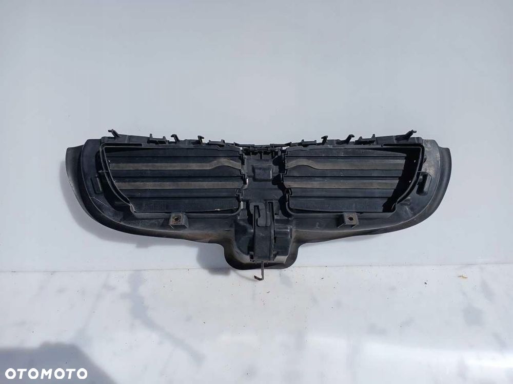 KRATKA WLOT ZDERZAKA BMW E82 E88 1 748506 10 - 2