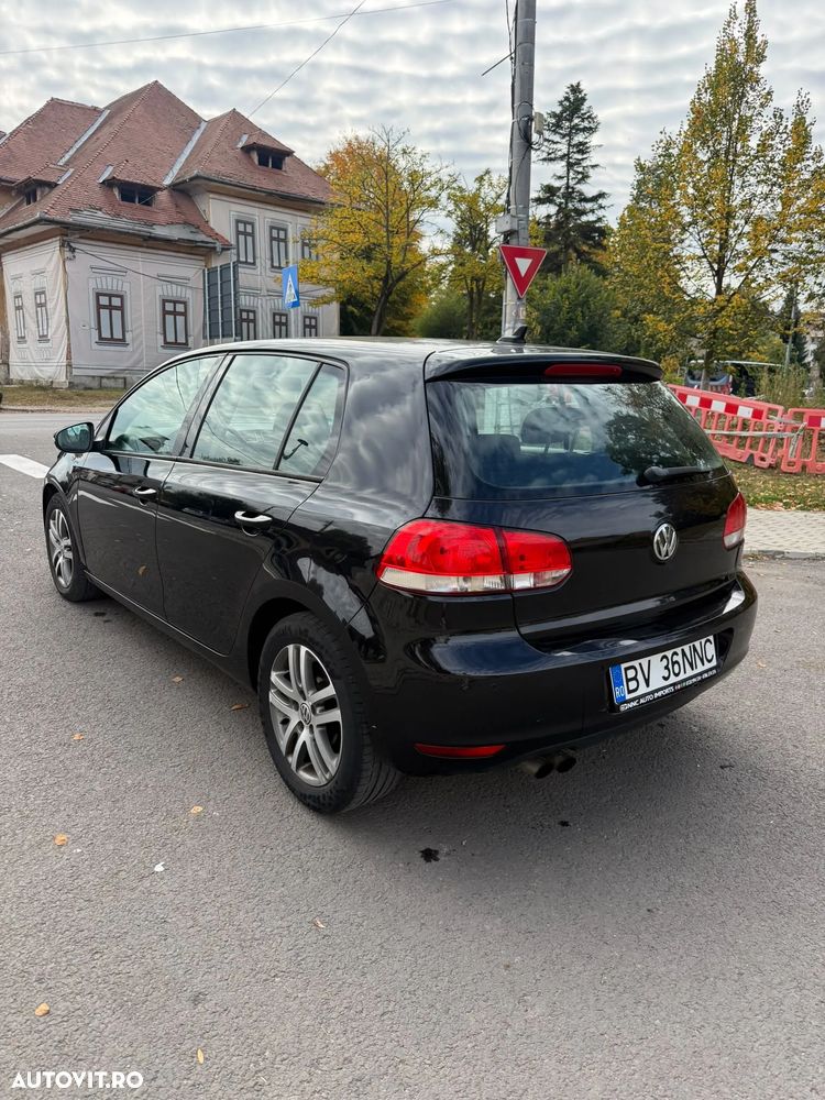 Volkswagen Golf - 5