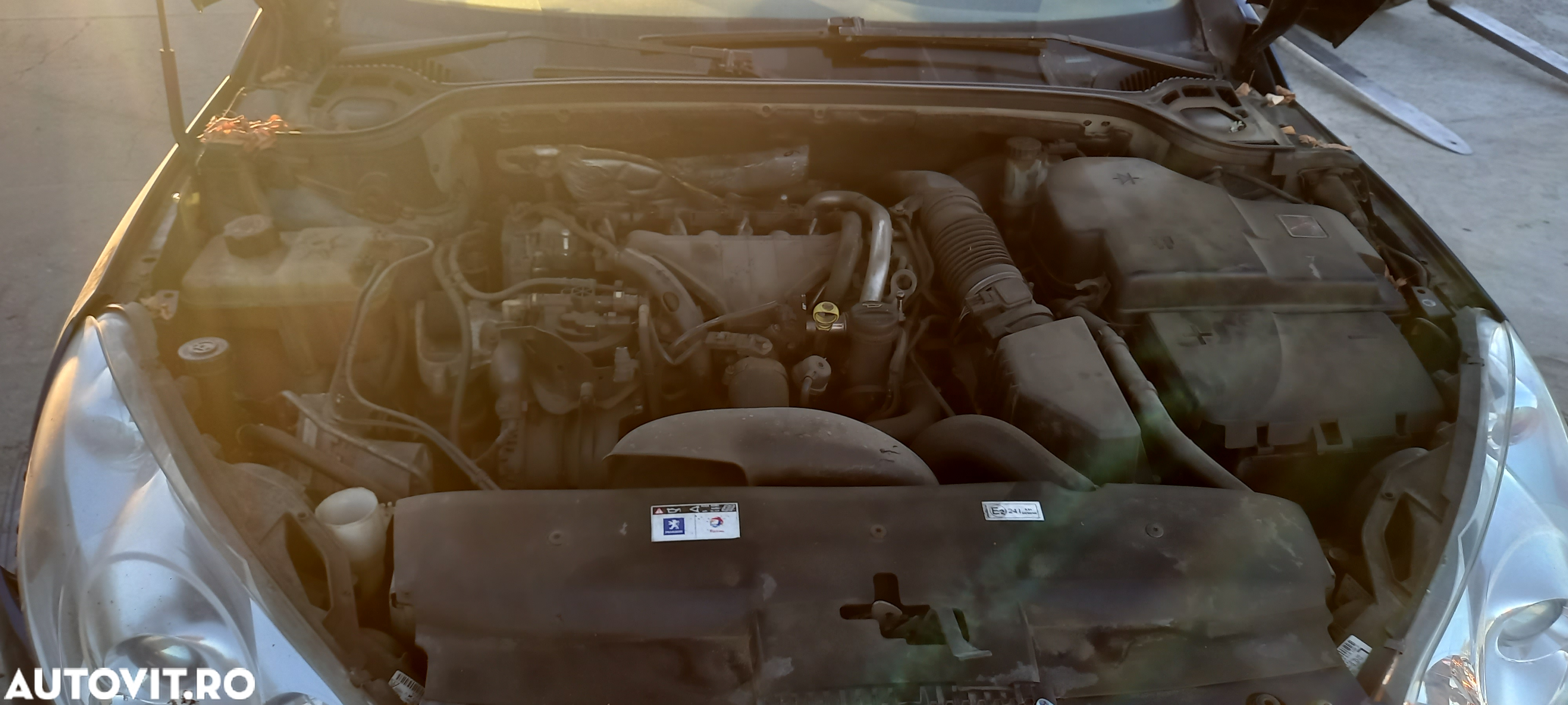 Dezmembrari/Dezmembrez Peugeot 407 - 5