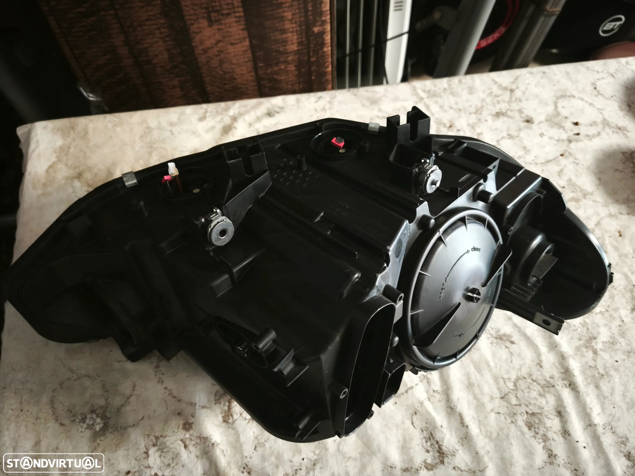 Farol esquerdo bi-xenon BMW F32 f33 - 5