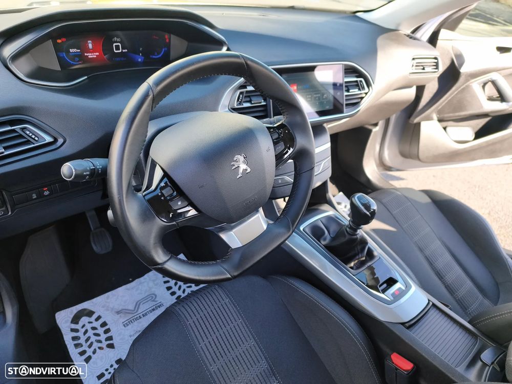 Peugeot 308 1.5 BlueHDi Allure Pack - 10