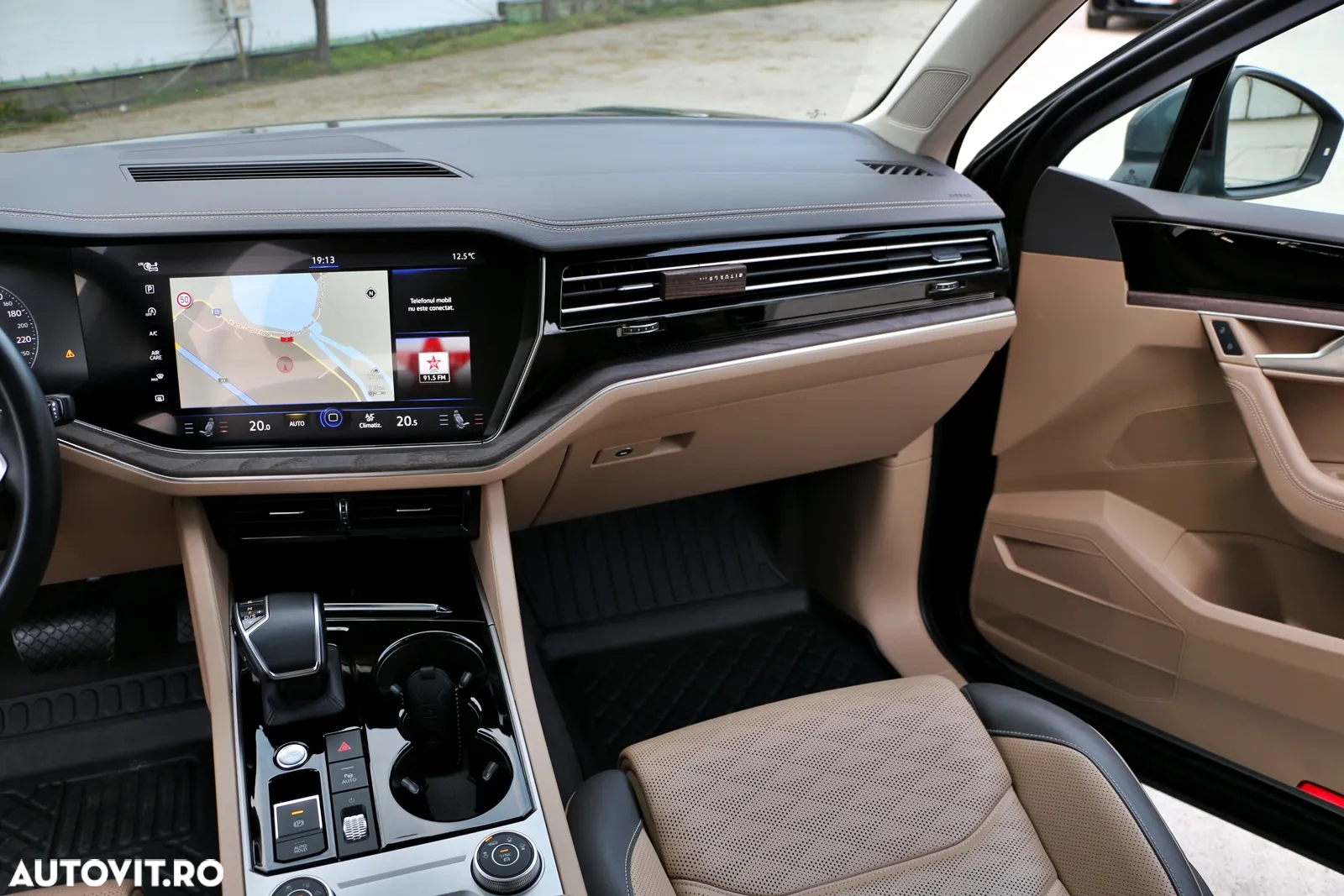 Volkswagen Touareg - 4