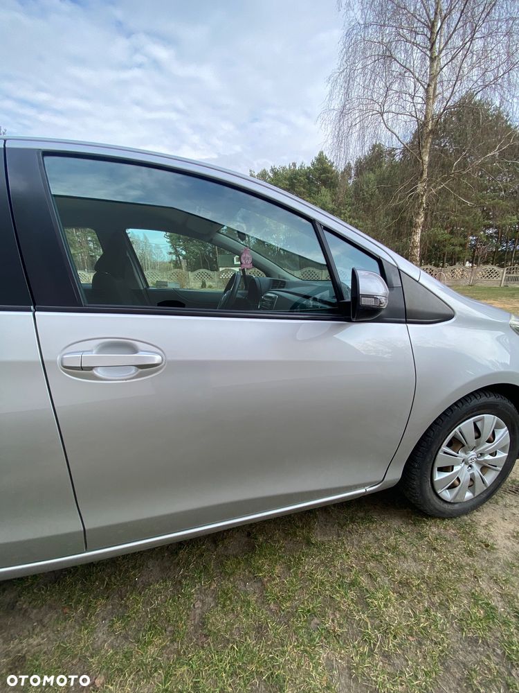 Toyota Yaris - 18