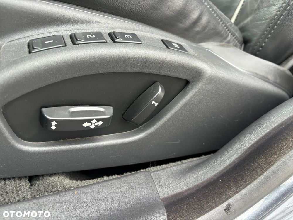 Volvo V70 - 3