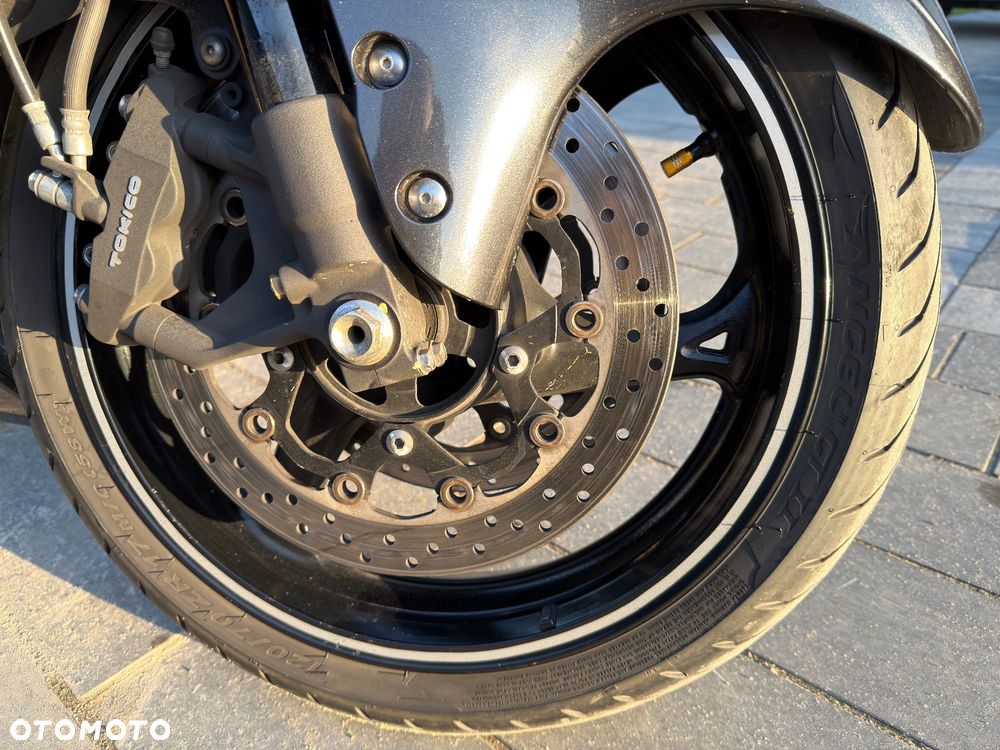 Suzuki Hayabusa - 12