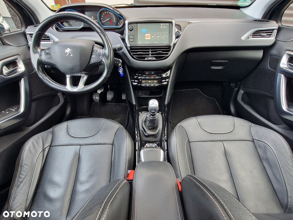 Peugeot 2008 PureTech 130 GPF Stop&Start Allure - 9