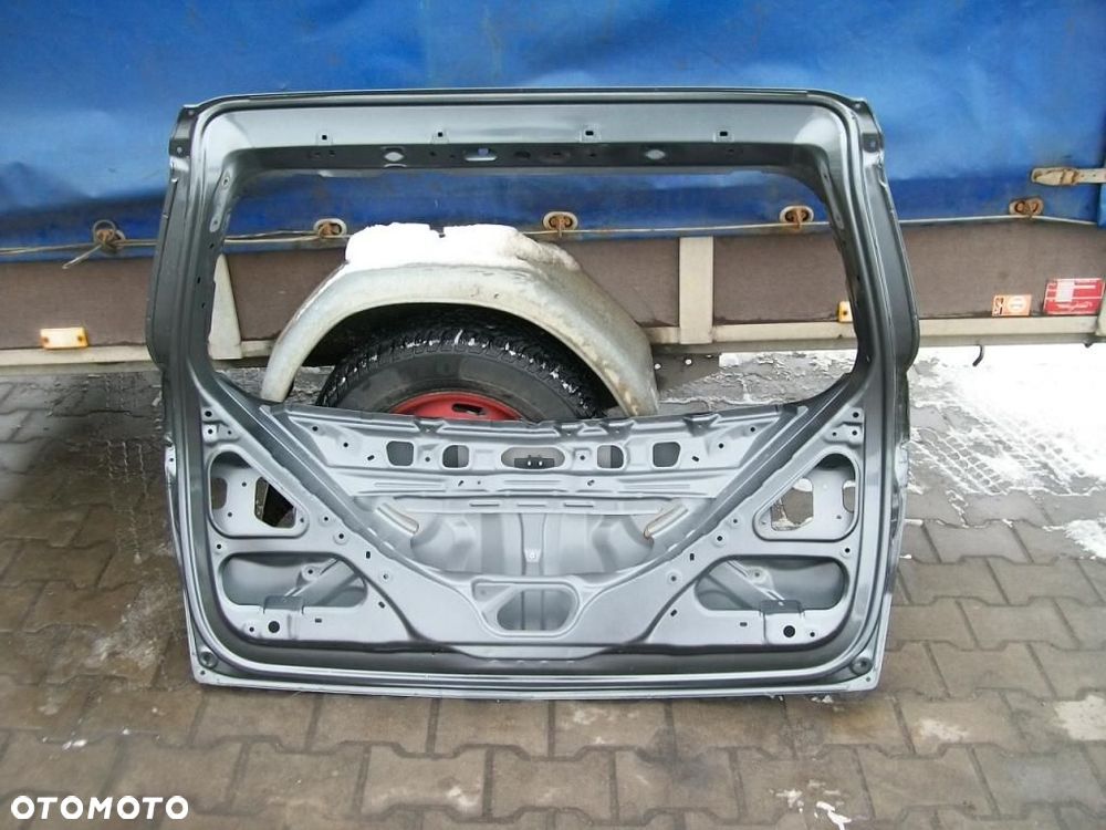 Klapa tył Honda Accord Kombi 08-12 - 2