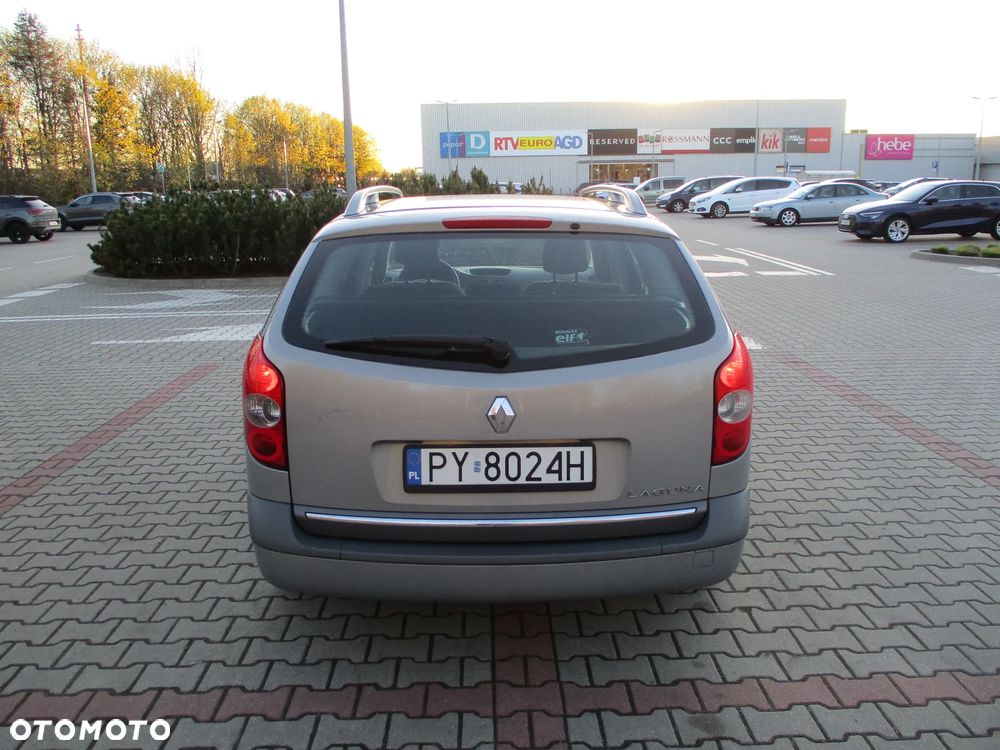 Renault Laguna 2.0 16V Emotion - 6