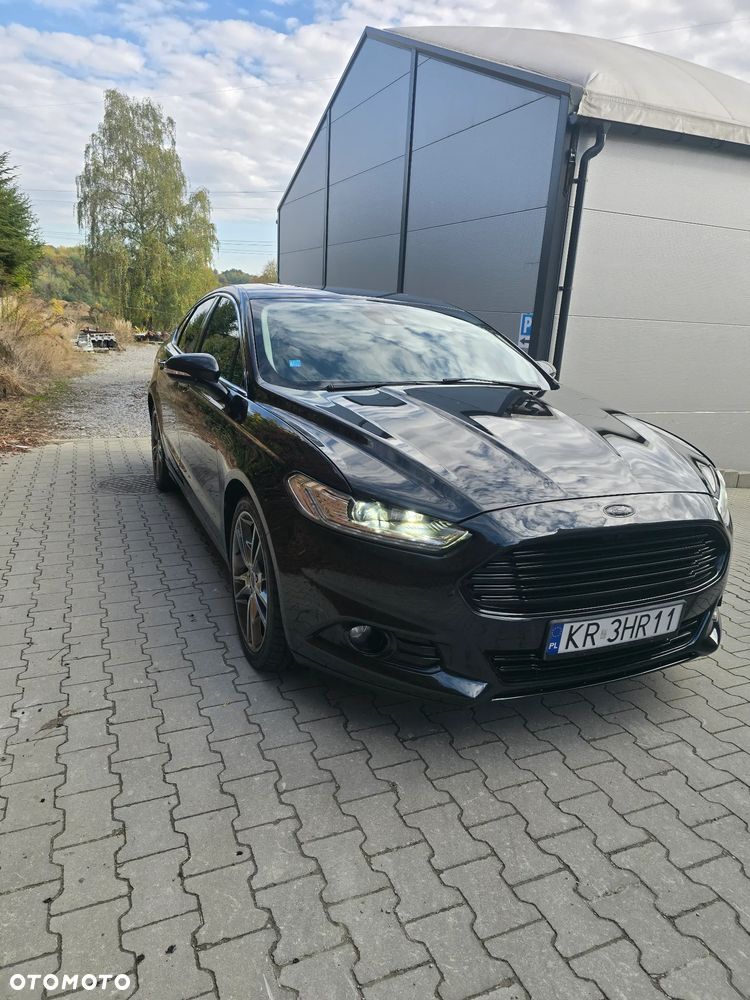 Ford Fusion 2.0 EcoBoost Titanium - 12