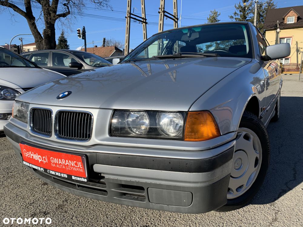 BMW Seria 3 318i - 8