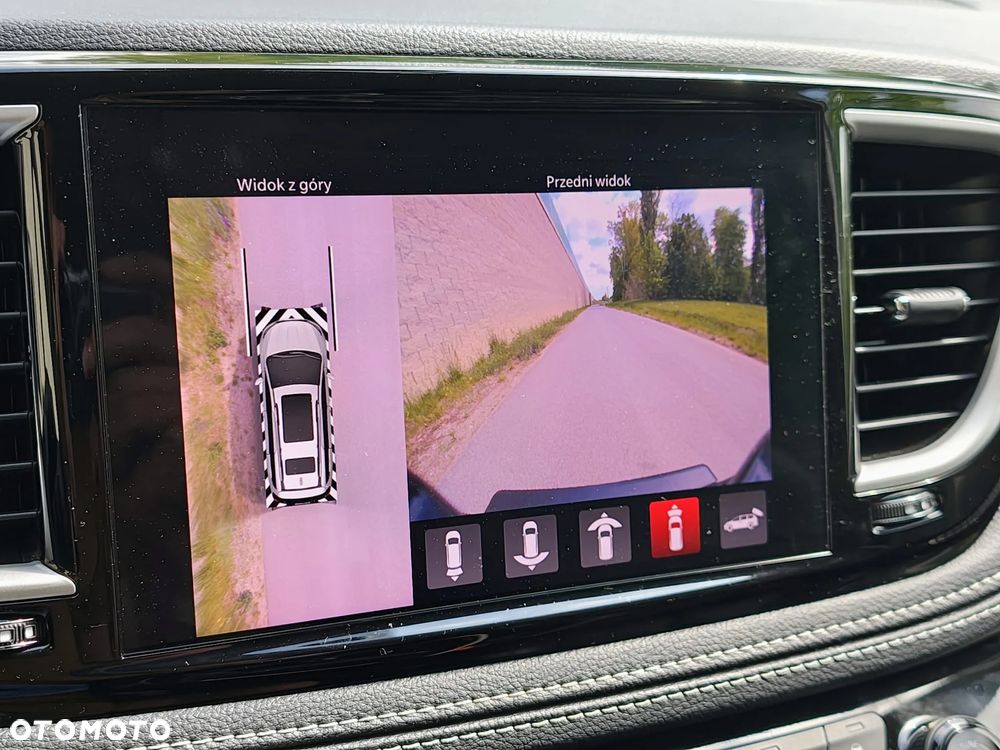 Chrysler Pacifica - 25