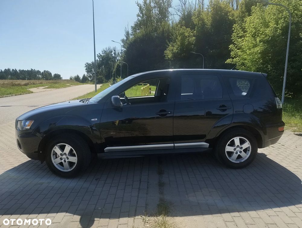 Mitsubishi Outlander 2.0 Intense 2WD - 3