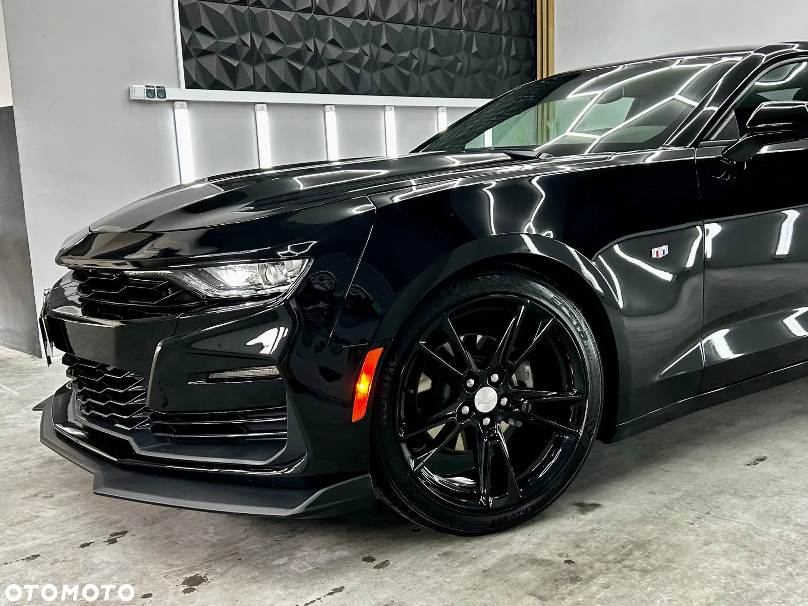 Chevrolet Camaro - 10