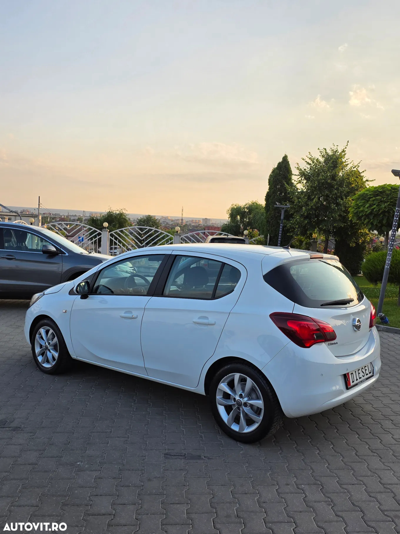 Opel Corsa 1.3 CDTi EcoFLEX Start/Stop drive - 2