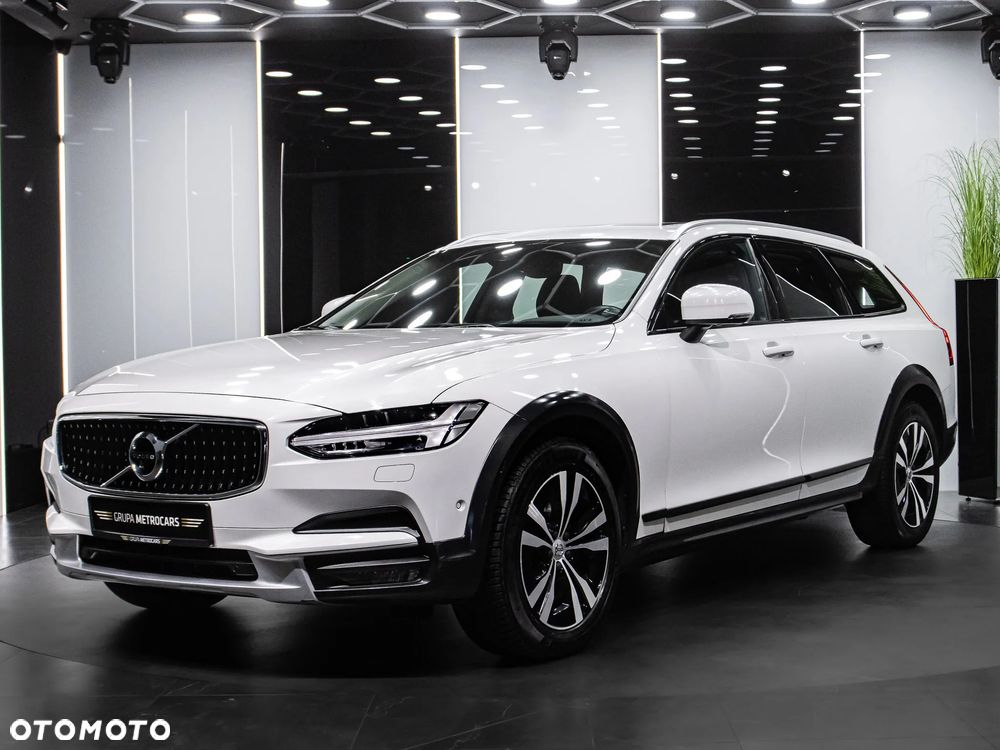 Volvo V90 Cross Country D4 SCR AWD Pro - 2