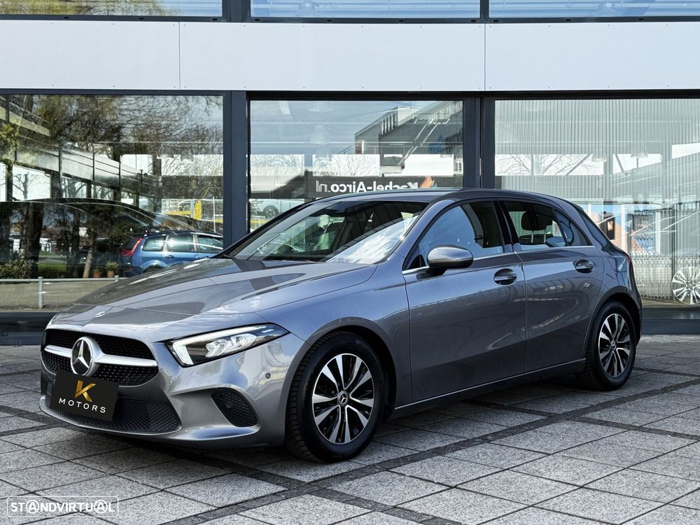 Mercedes-Benz A 180 7G-DCT Special Edition - 2