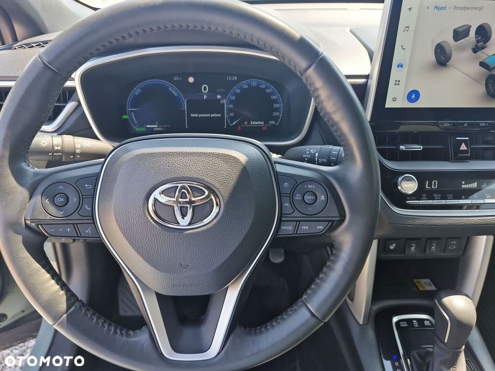Toyota Corolla Cross - 19