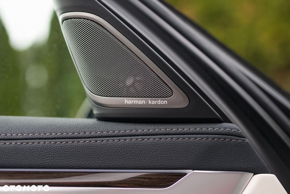 BMW Seria 7 730Ld xDrive mHEV - 27