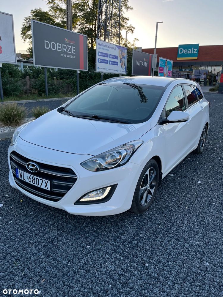 Hyundai i30 1.6 GDI BlueDrive Premium DCT - 8
