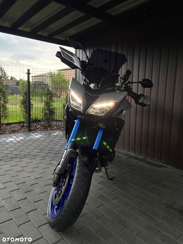 Yamaha MT - 30