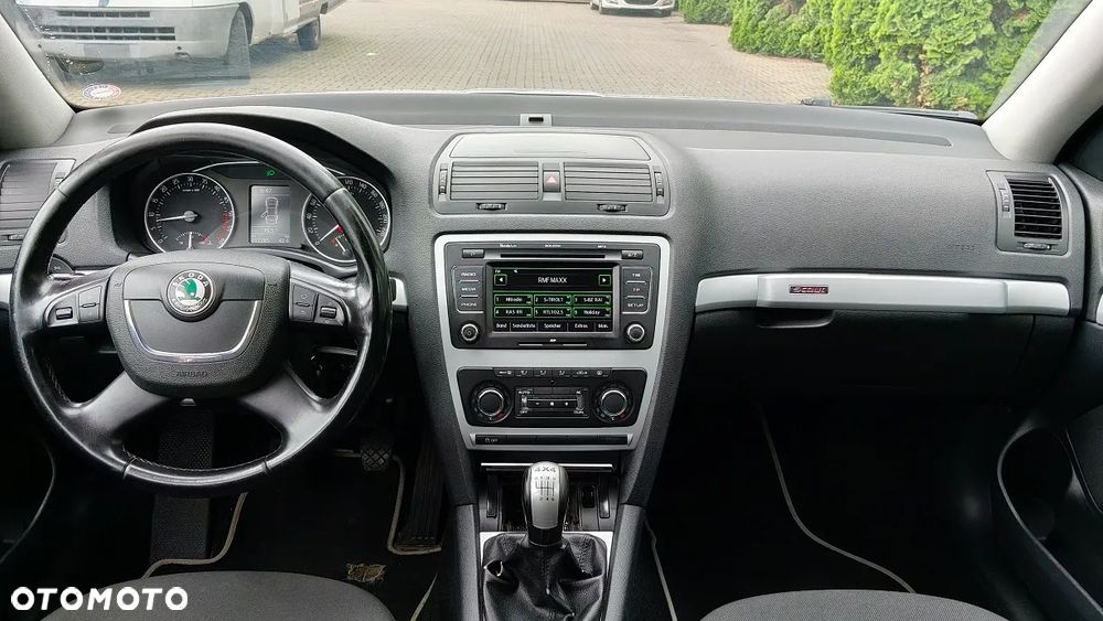 Skoda Octavia 2.0 TDI DPF 4x4 Elegance - 3