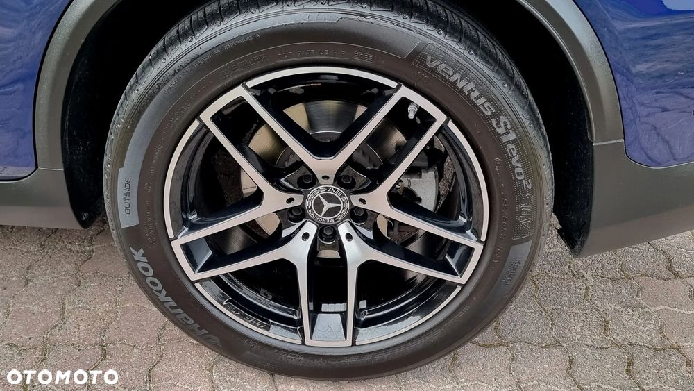 Mercedes-Benz GLC - 19