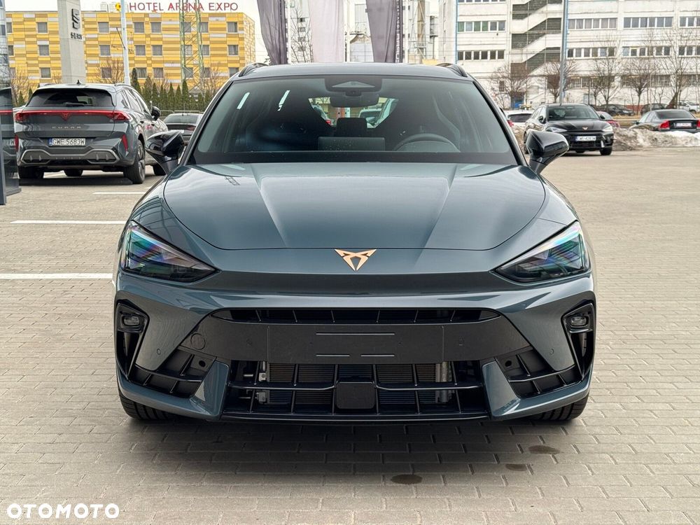 Cupra Leon Sportstourer 2.0 TSI 4Drive DSG - 2