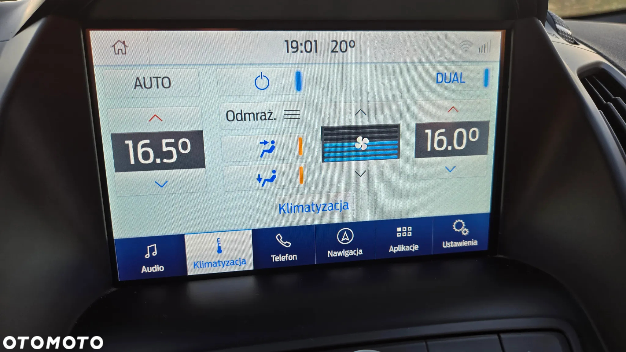 Ford Kuga 1.5 EcoBoost 2x4 Titanium - 17