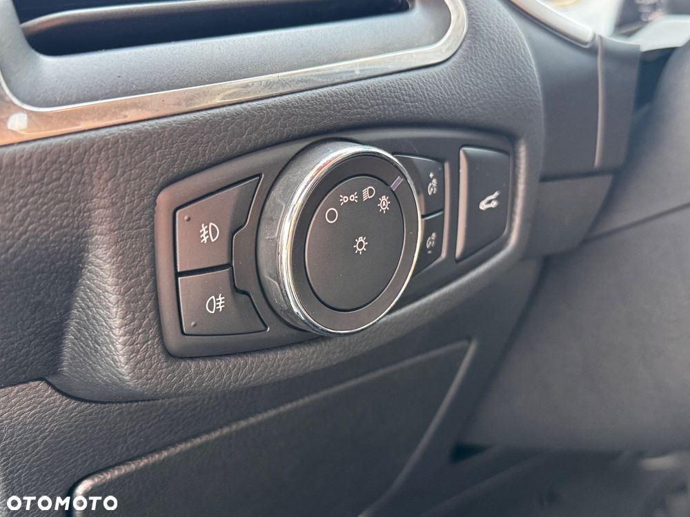 Ford Galaxy 2.0 TDCi 4WD Titanium PowerShift - 7