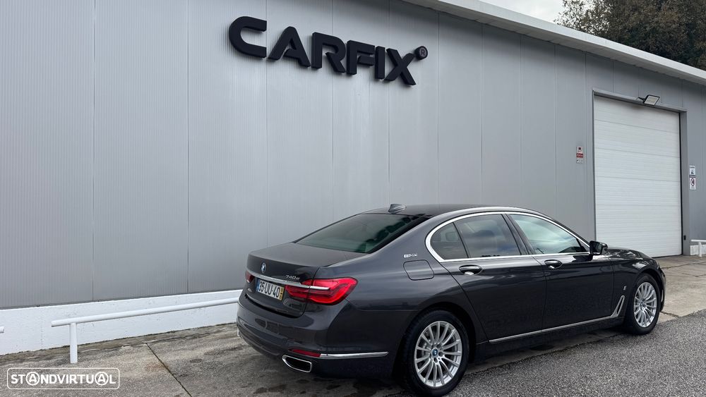 BMW 740 e iPerformance - 18