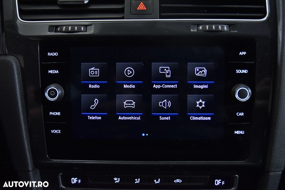 Volkswagen Golf - 20