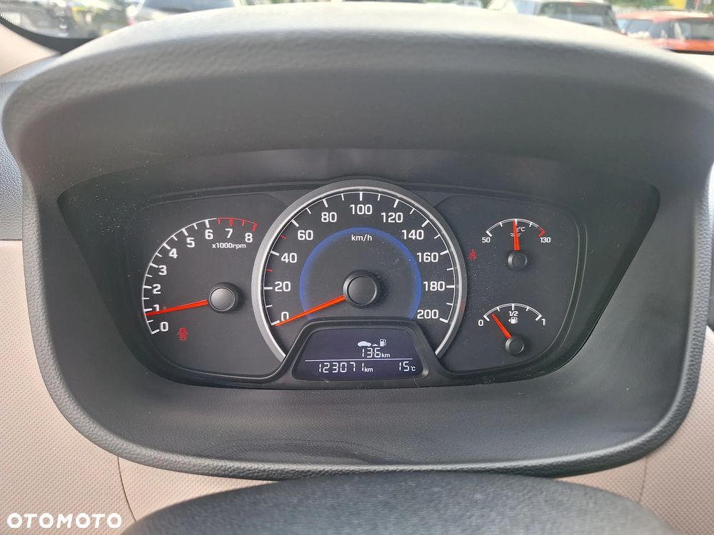 Hyundai i10 - 13