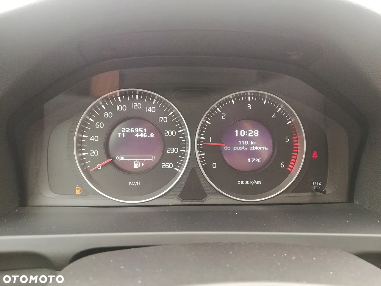 Volvo V60 DRIVe - 13