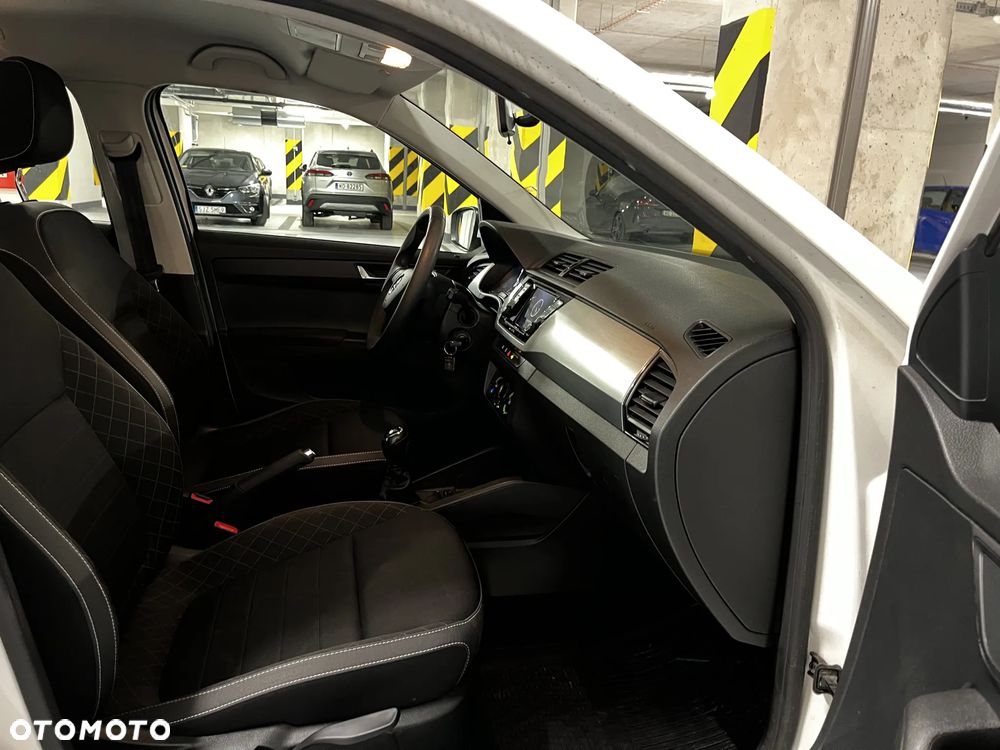 Skoda Fabia 1.0 Ambition - 12