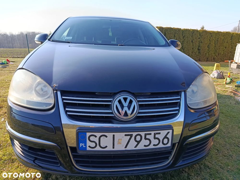 Volkswagen Jetta 1.6 FSI Comfortline - 3