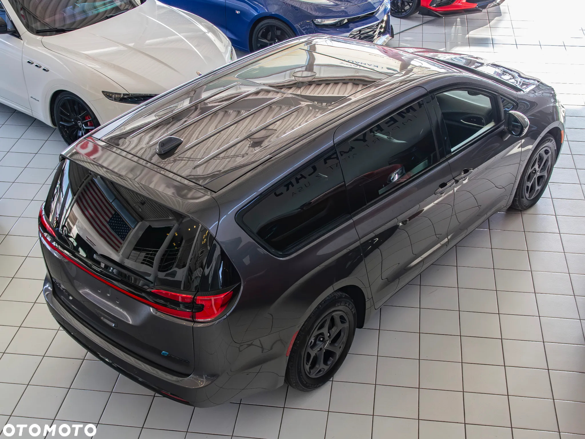 Chrysler Pacifica - 7