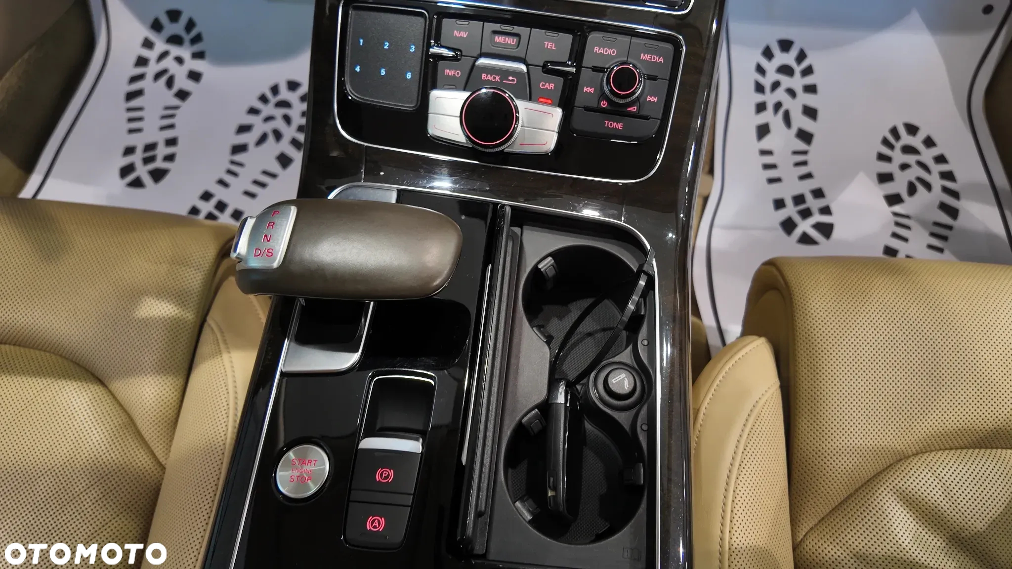 Audi A8 4.2 TDI clean diesel L Quattro - 38