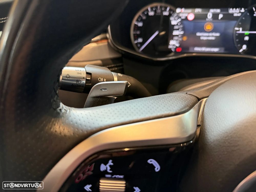 Jaguar XF 2.0 D200 R-Dynamic S AWD Aut. — fotografia 22