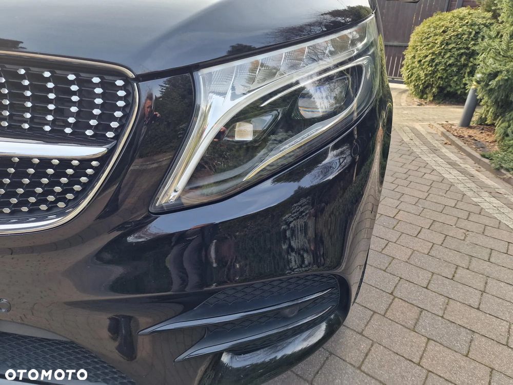 Mercedes-Benz Klasa V - 13