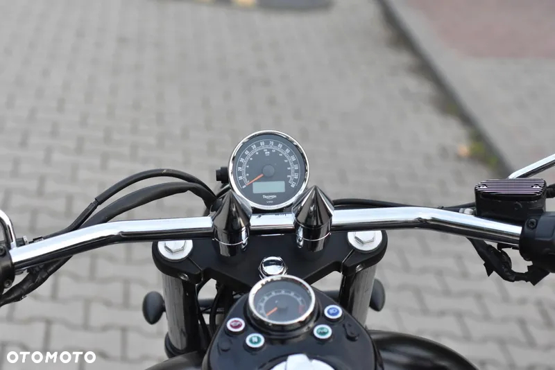 Triumph Speedmaster - 27