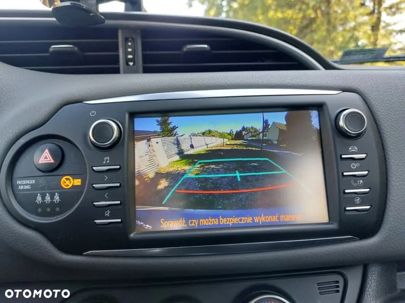 Toyota Yaris - 6