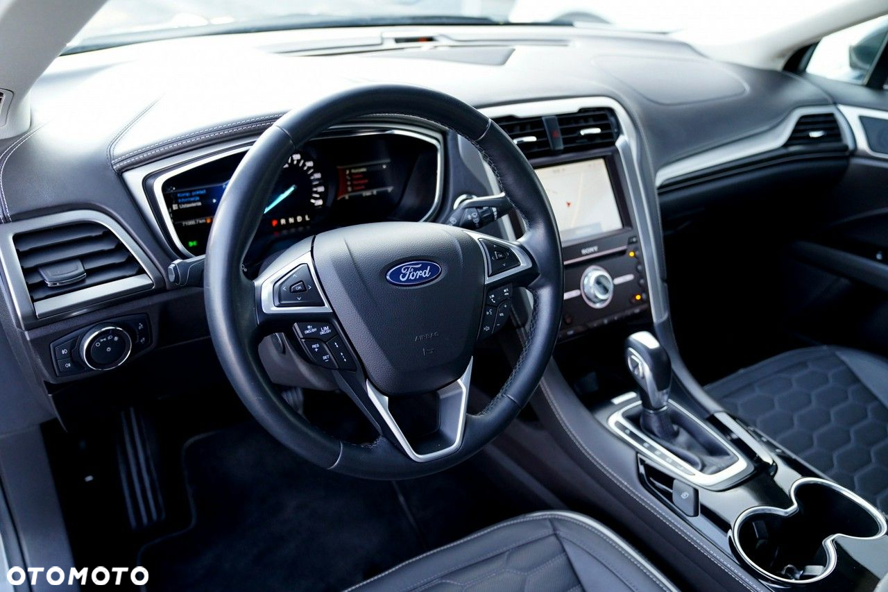 Ford Mondeo - 18