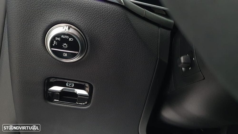 Mercedes-Benz GLC 63 AMG S E Performance Coupe Speedshift MCT9G Série Especial - 33