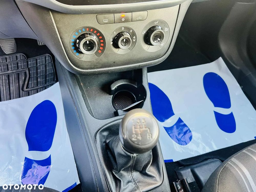 Fiat Punto Evo 1.4 8V Active - 21