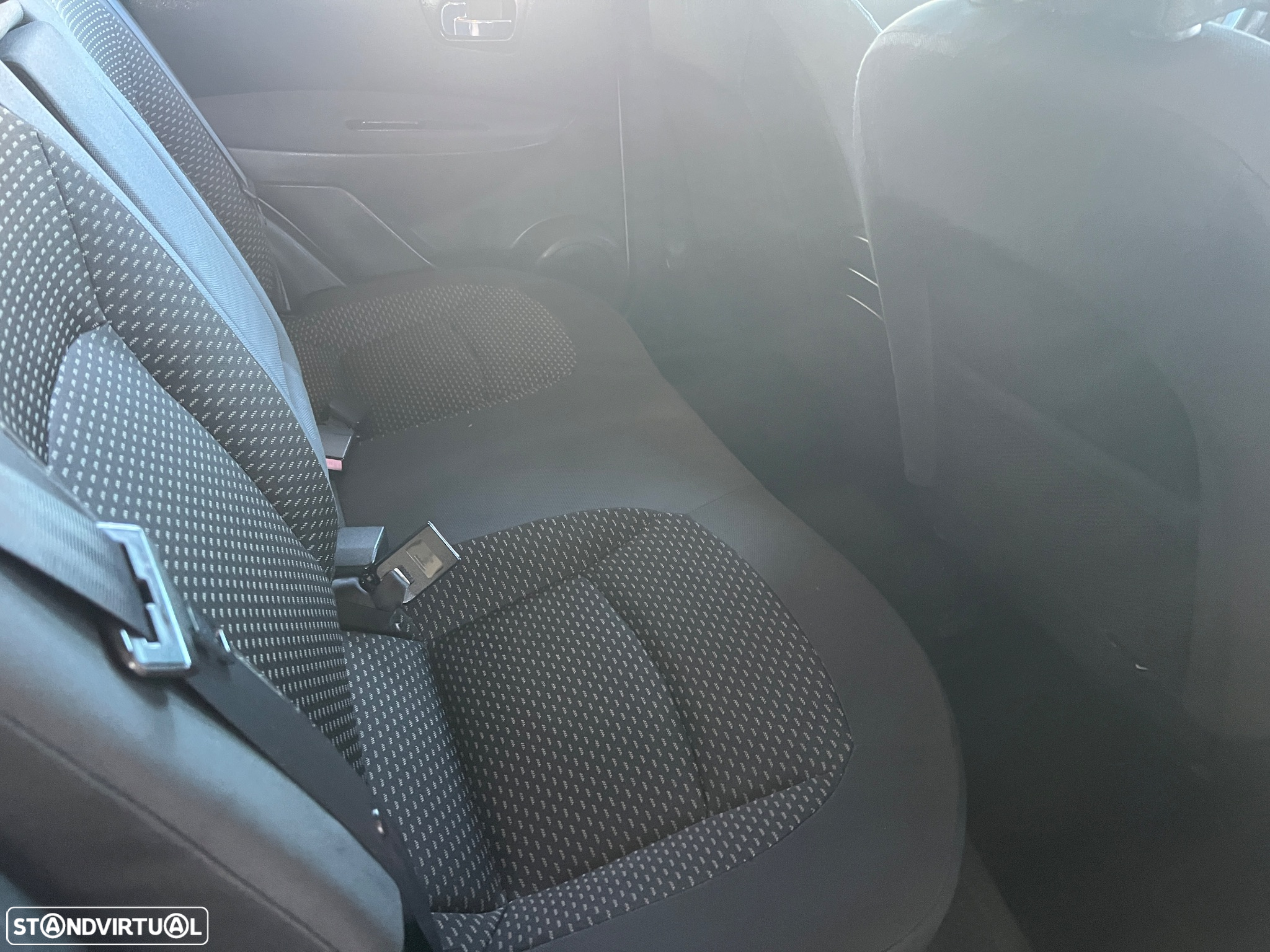 Nissan Qashqai 2.0 dCi Tekna Sport 17 - 16
