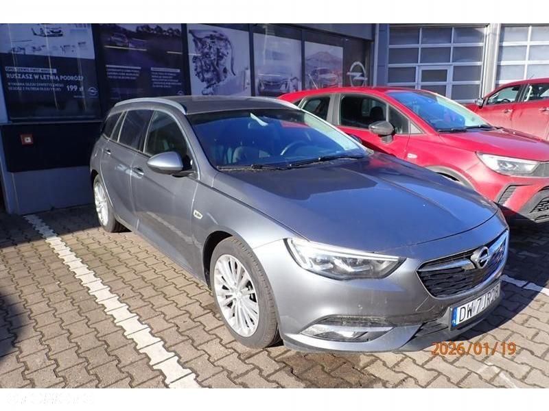 Opel Insignia - 18