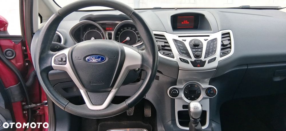 Ford Fiesta 1.25 Titanium - 12